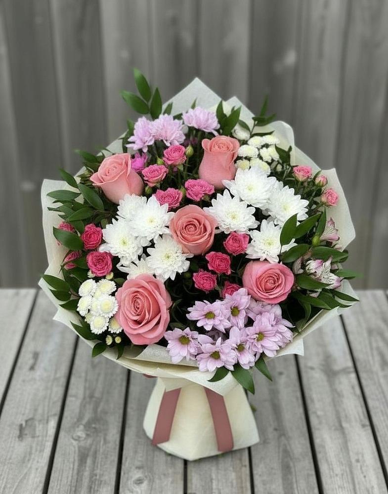 Букет цветов из: Альстромерии, Гвоздики, Розы и Хризантемы в Фокино Приморского края