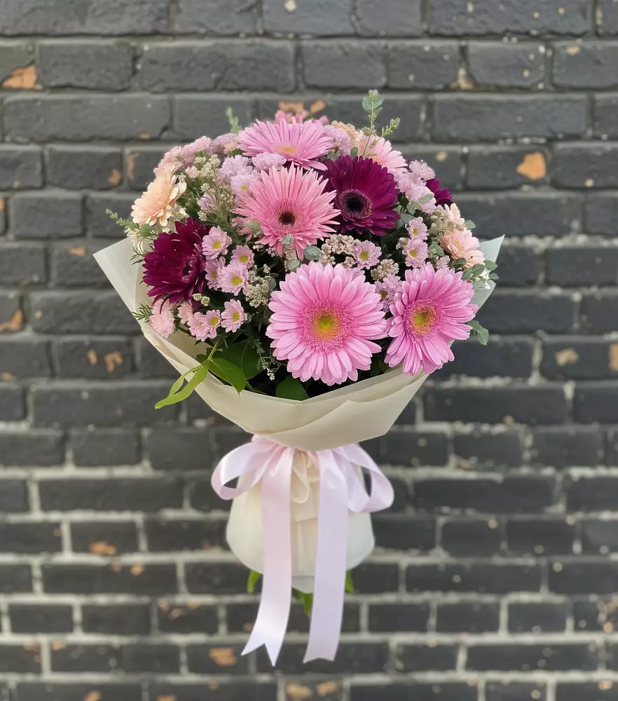Букет цветов из: Герберы и Хризантемы в Фокино Приморского края
