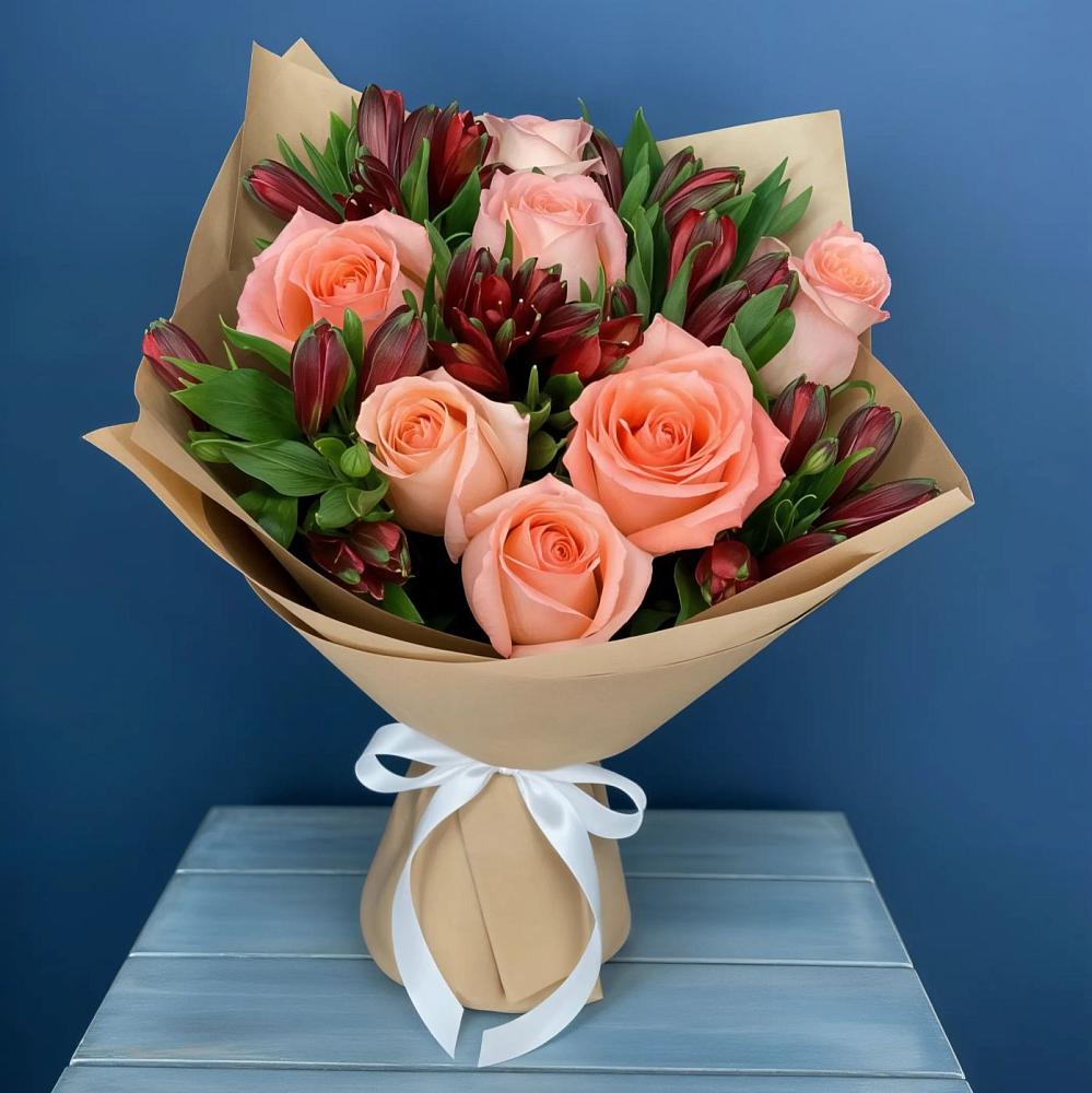 Букет цветов из: Розы и Альстромерии в Фокино Приморского края