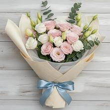 Букет цветов из:  Лизиантусы в Фокино Приморского края