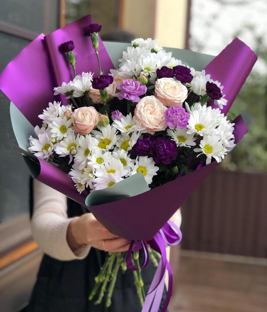 Букет цветов из: Хризантемы, Гвоздики и Розы в Фокино Приморского края