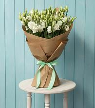 Букет цветов из:  Лизиантусы в Фокино Приморского края