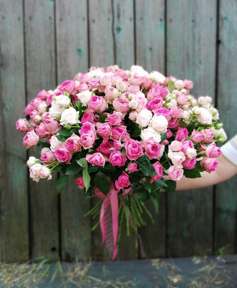 Букет Розовые кустовые розы Натали и Лав Лидия в Фокино Приморского края
