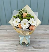 Букет цветов из:  Герберы, Розы и Хризантемы в Фокино Приморского края