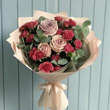 Букет цветов из:  Гвоздики и Розы в Фокино Приморского края